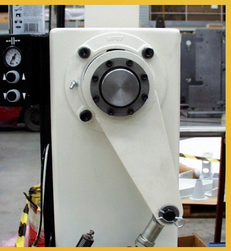 Loading robot arms